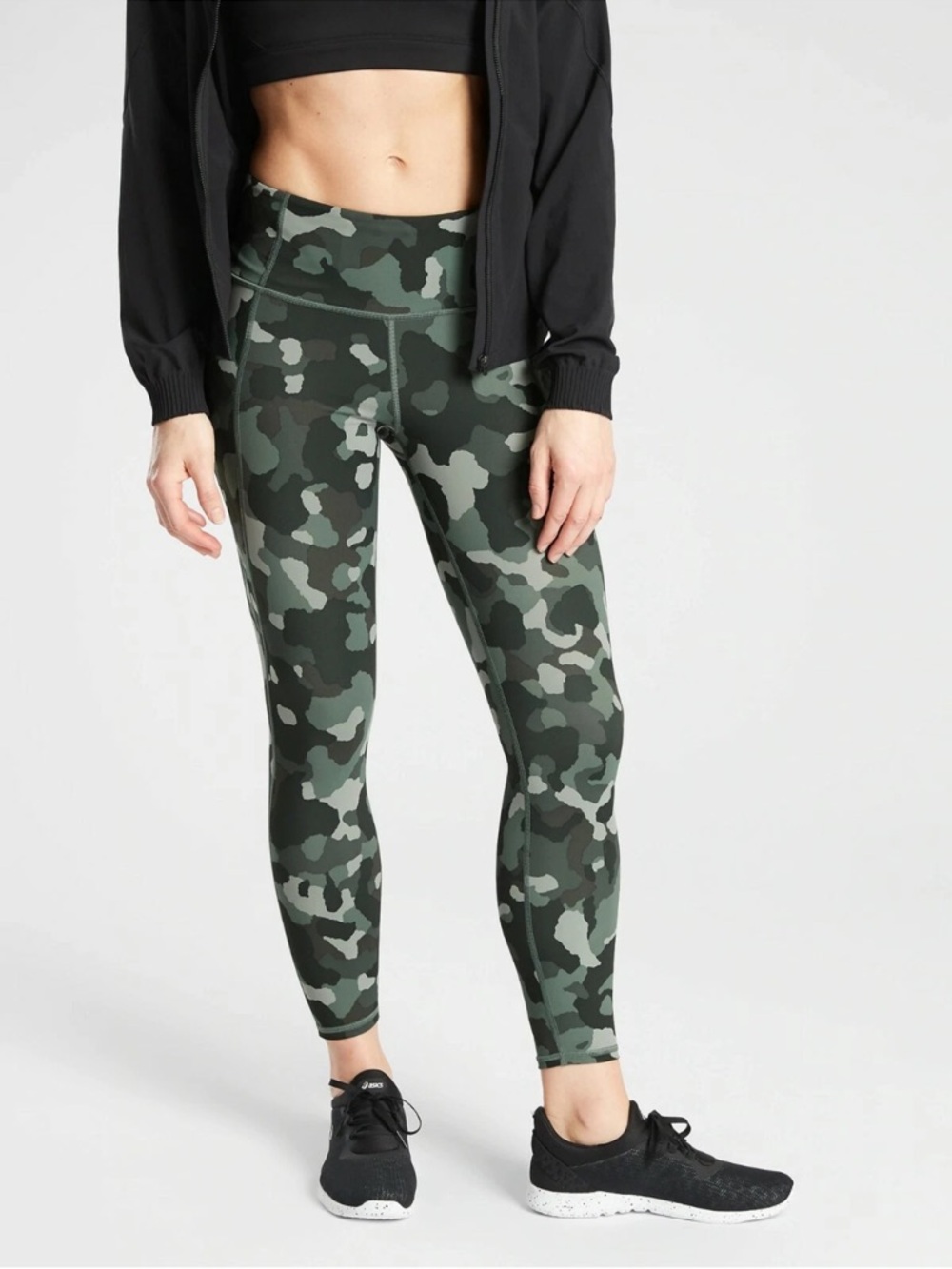 Athleta Lightning Camo 7/8 tight Camouflage Women's Leggings size M